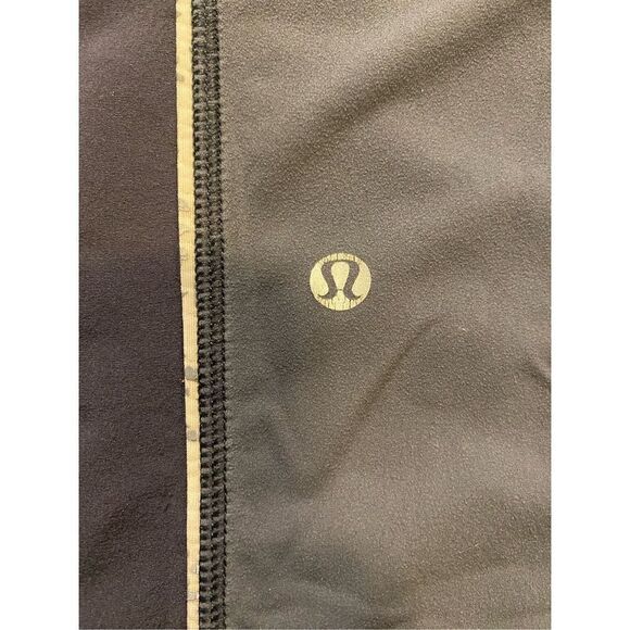 Lululemon Gray Cold Weather Straight Leg Training Pants | Size 6 - Picture 5 of 8